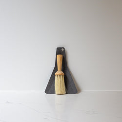 Table broom & shovel - Green Bohème