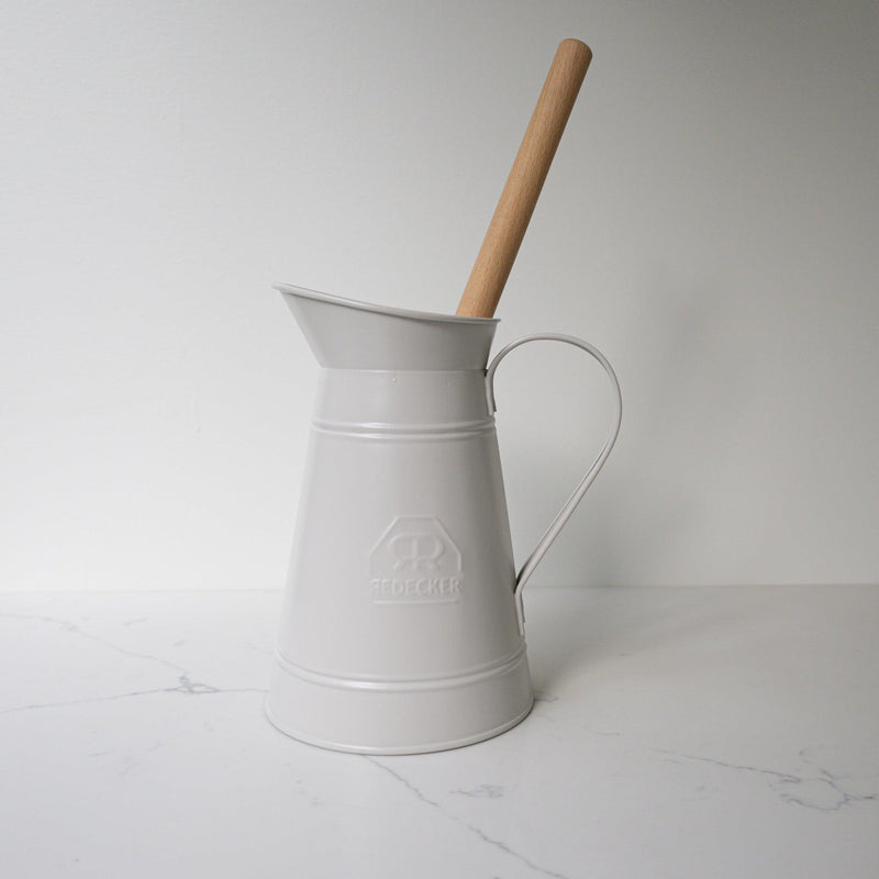 Vintage pitcher with toilet brush - Green Bohème